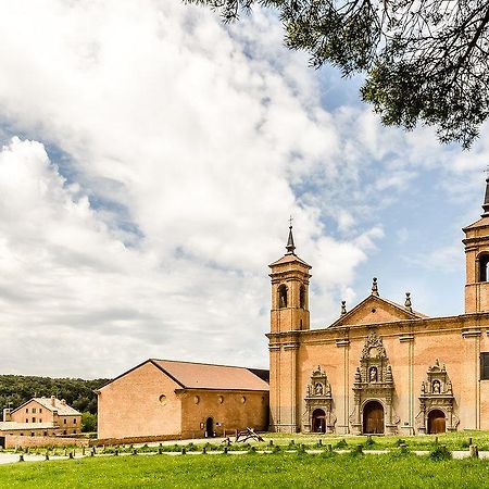 Hospederia Monasterio San Juan De La Pena酒店 外观 照片